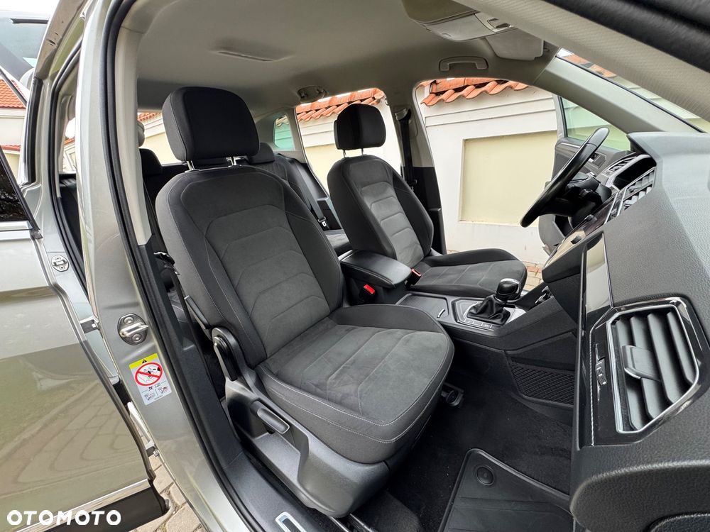Volkswagen Tiguan - 27