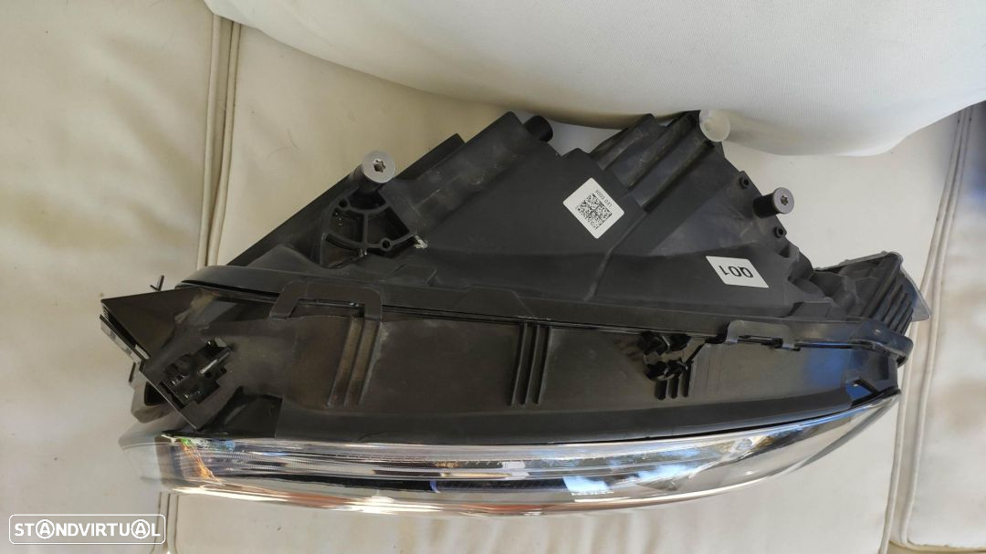 farol esquerdo full Led Multibeam Mercedes w247 GLB - 5