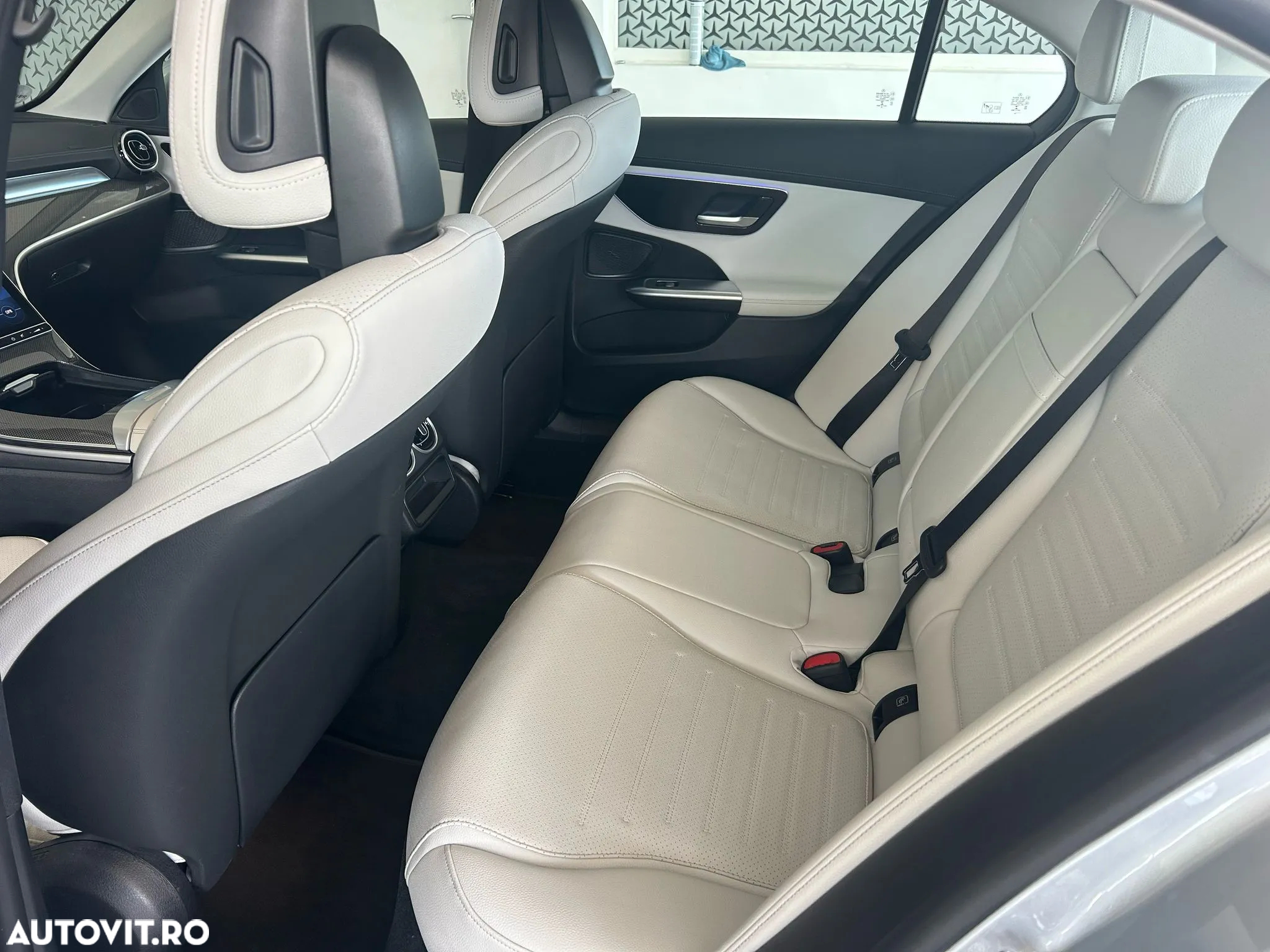 Mercedes-Benz C 300 d 9G-TRONIC AMG Line - 14