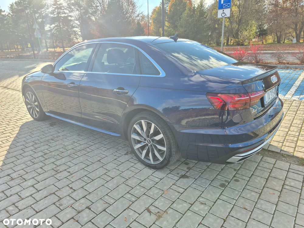Audi A4 Limousine 40 TFSI quattro S tronic advanced - 10