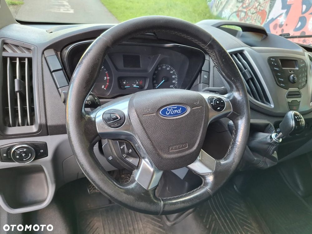 Ford Transit - 15
