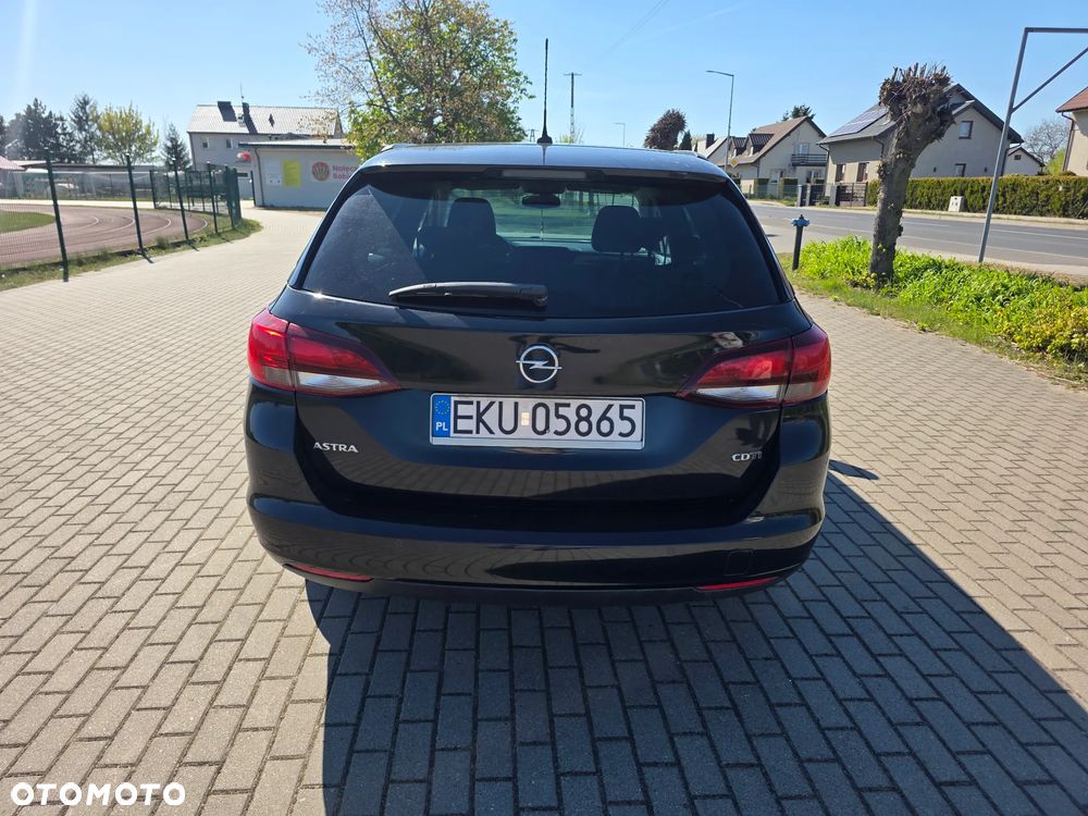 Opel Astra 1.6 CDTI Enjoy S&S - 11