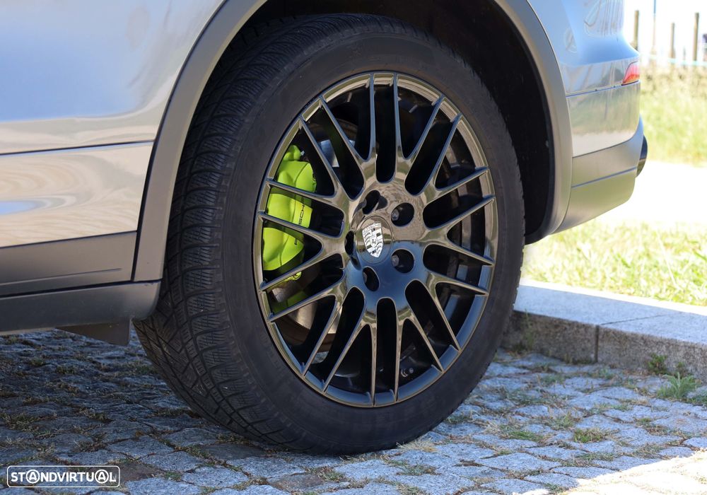 Porsche Cayenne S E-Hybrid - 14