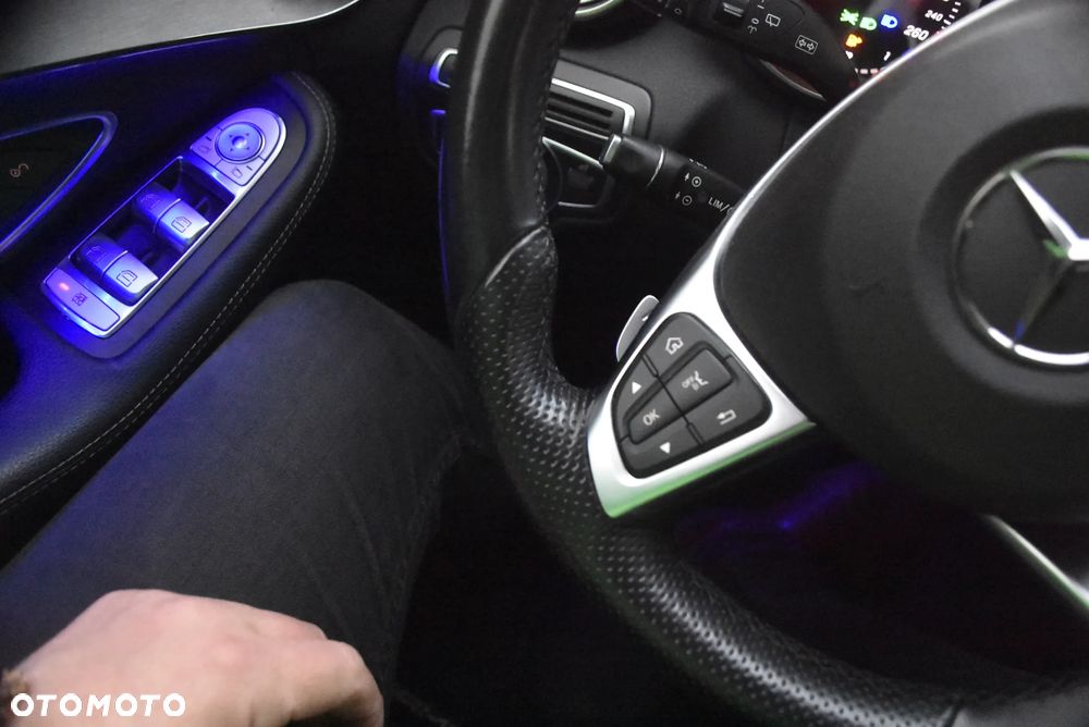 Mercedes-Benz Klasa C - 22