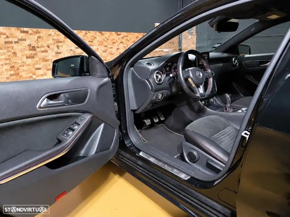 Mercedes-Benz A 180 d AMG Line - 8