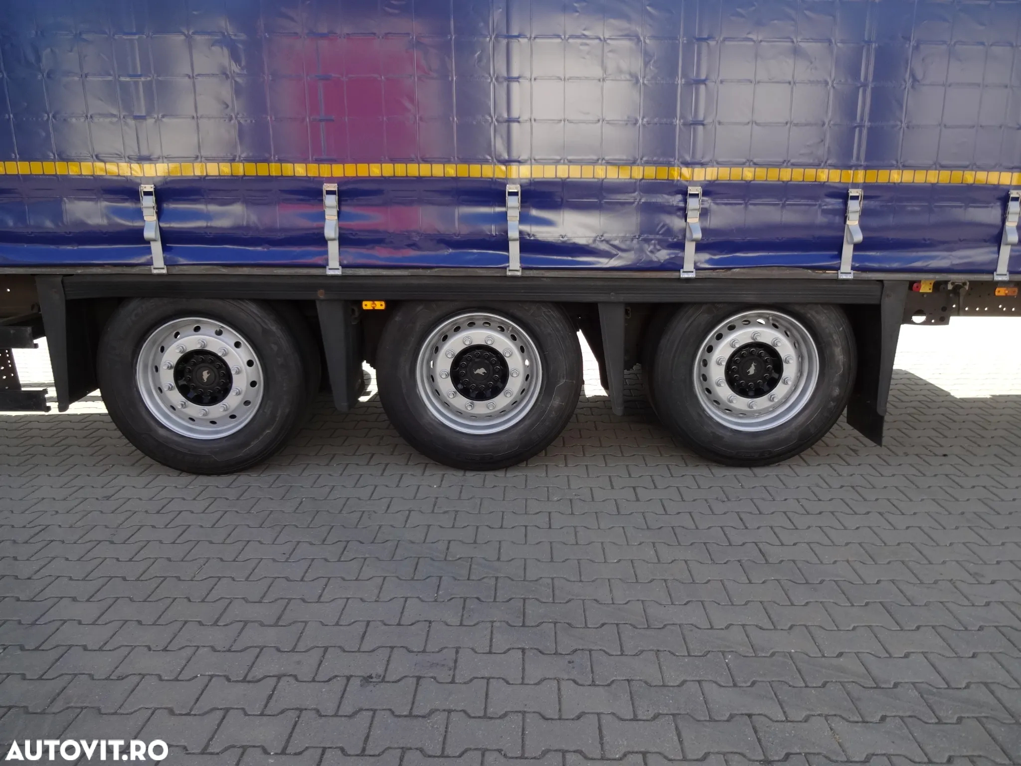 Schmitz Cargobull Mega Varios - 8