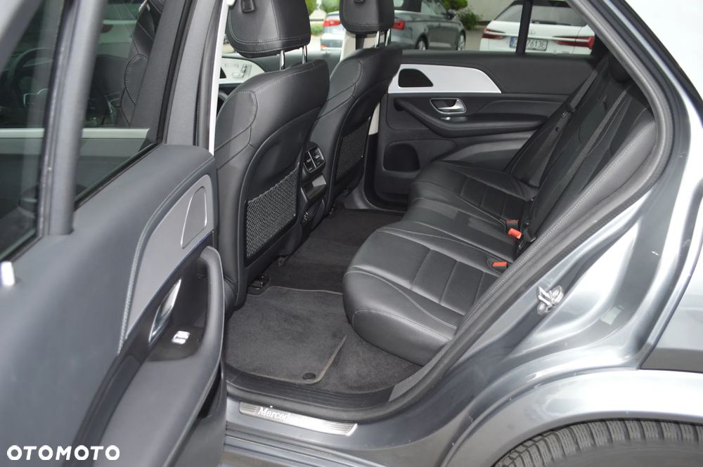 Mercedes-Benz GLE - 11