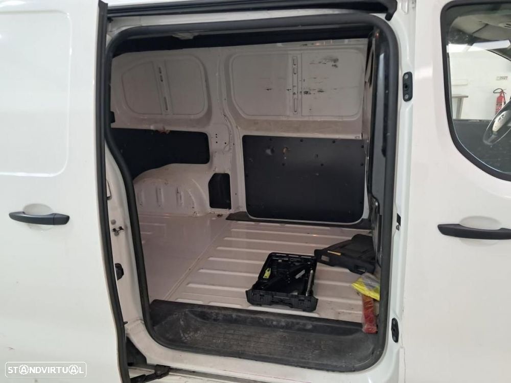 Opel Vivaro 1.5 120CV 3L  L1H1 C/IVA - 4