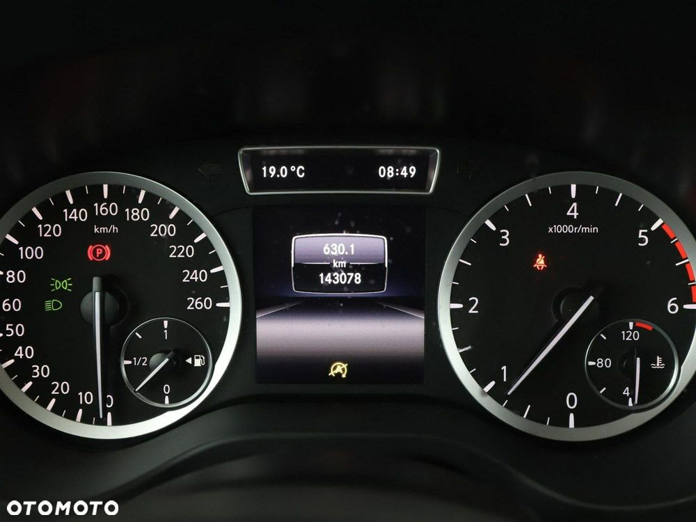 Infiniti Q30 1.5d Premium - 23