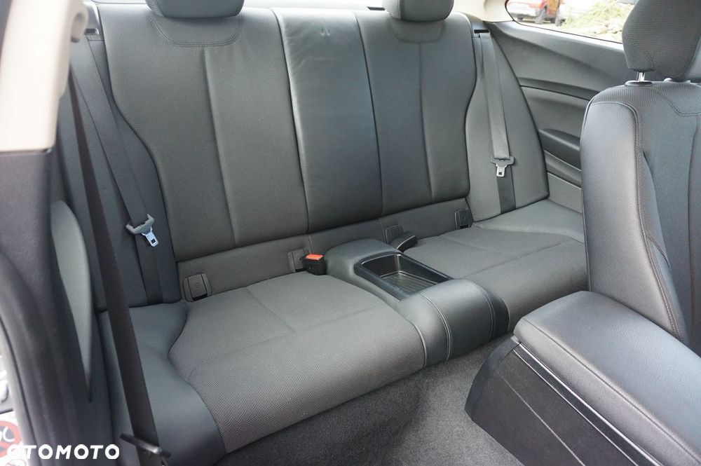 BMW Seria 2 218i Sport Line - 21