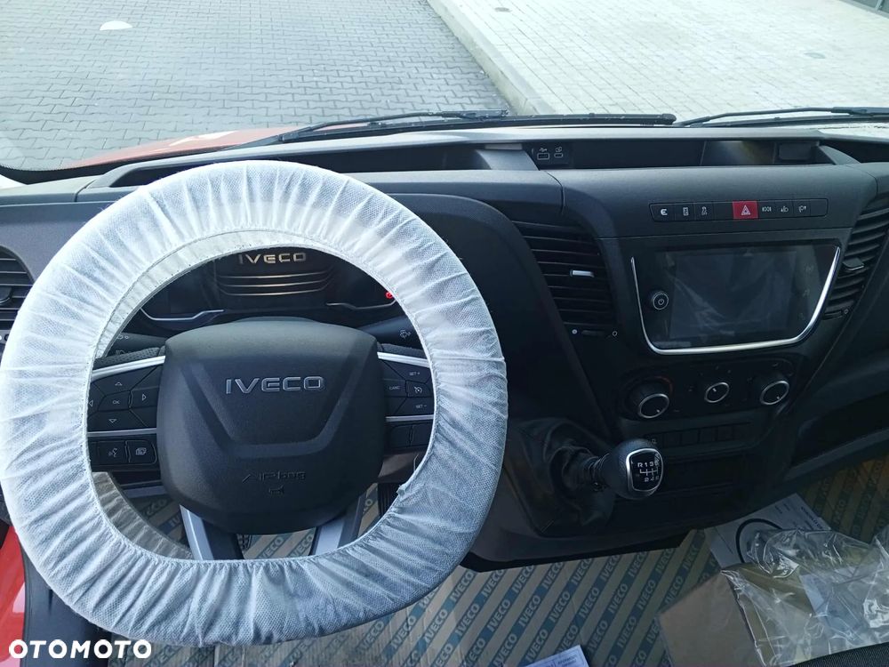 Iveco Daily 35S18HV - 4