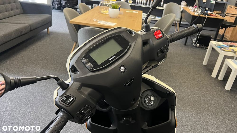 Suzuki Address - 9