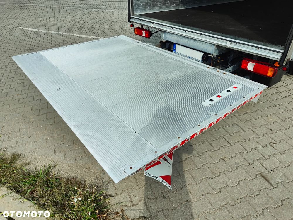 Iveco DAILY 50c18 3.0d 180KM** WINDA DHOLLANDIA 1000kg+UDT do 06.29r** Kontener 10-EuroPalet dł 515cm + rozstaw osi 4350cm** POLSKI SALON** DMC do 3.5T kat.B** - 37
