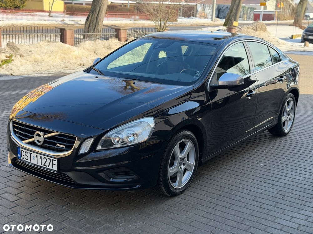 Volvo S60 D4 R-Design - 13