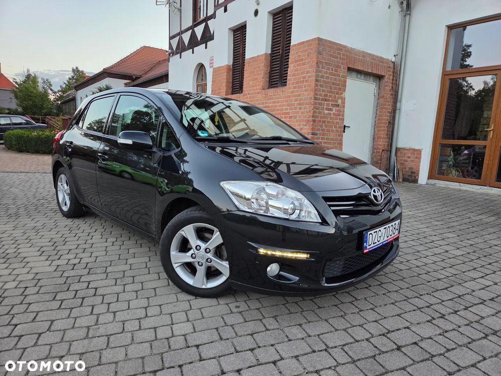 Toyota Auris - 2