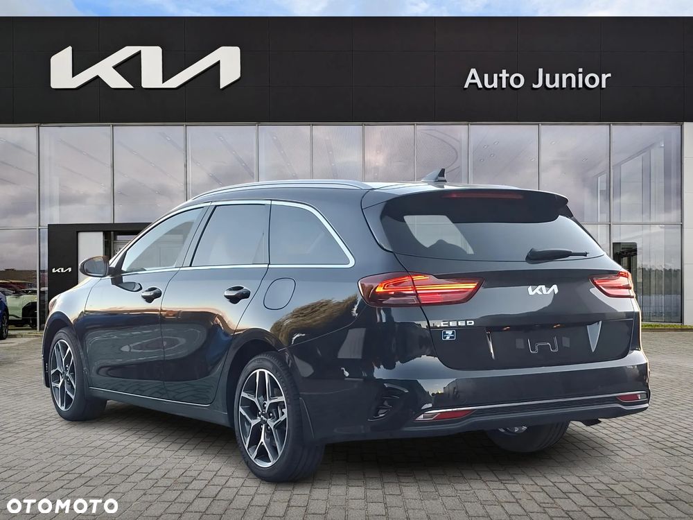 Kia Ceed 1.5 T-GDI Tribute - 3