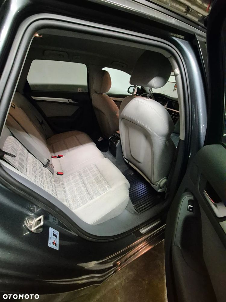 Audi A4 Avant 3.0 TDI Quattro S tronic - 7