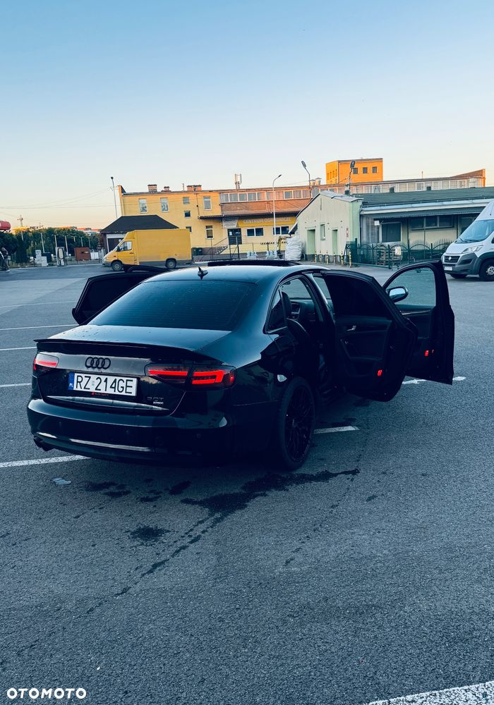 Audi A4 - 4