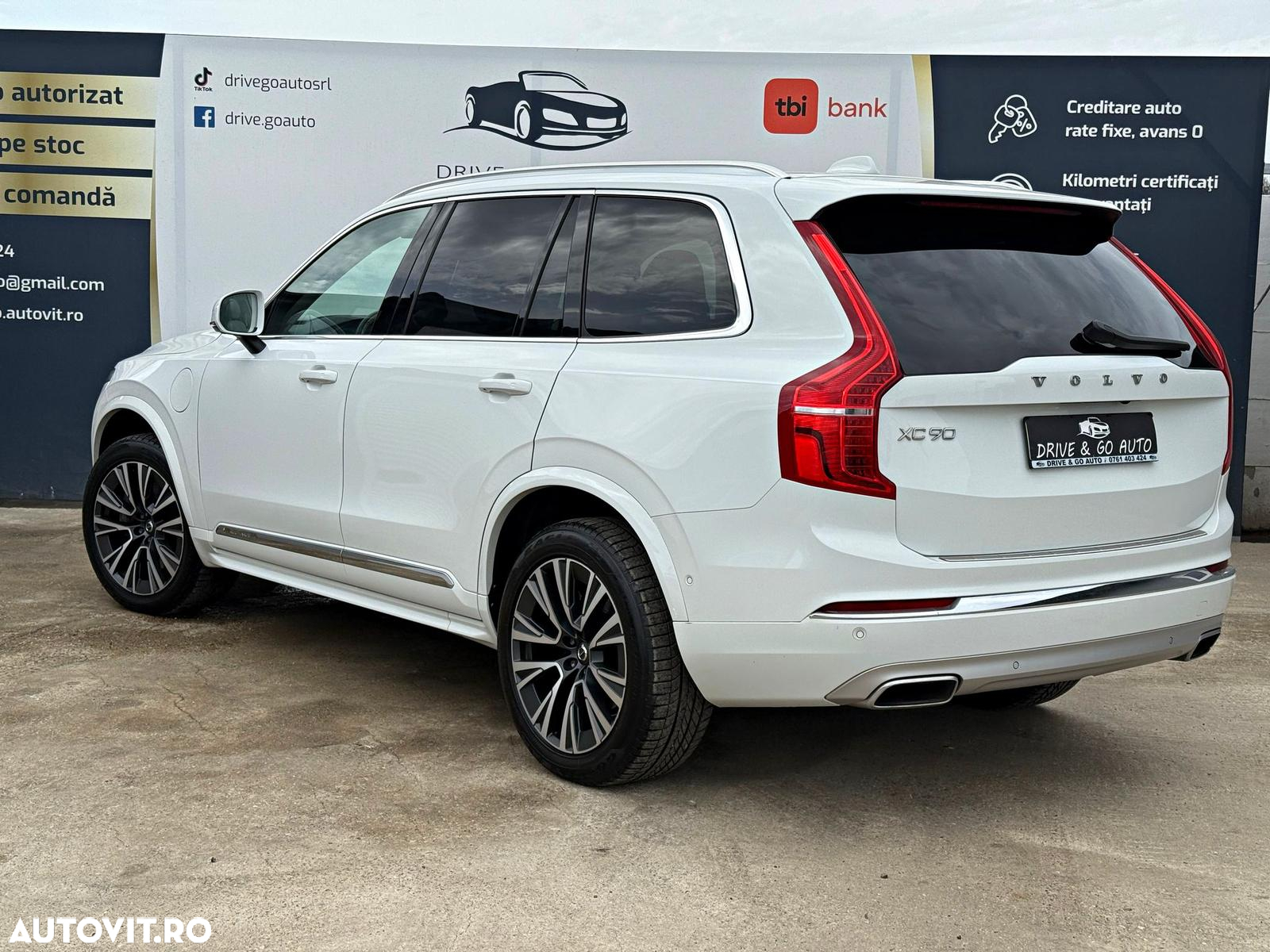 Volvo XC 90 T8 AWD Recharge Geartronic Inscription - 4