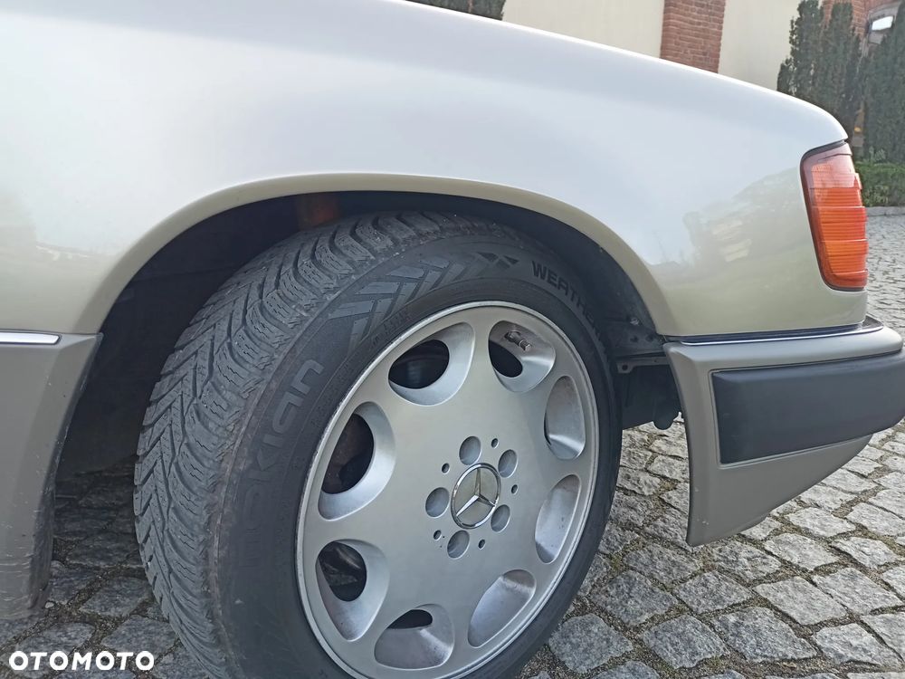 Mercedes-Benz W124 (1984-1993) - 37