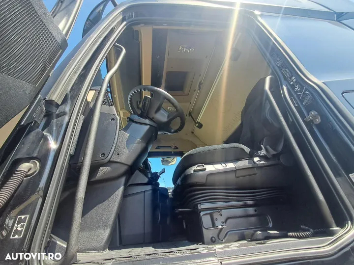 Mercedes-Benz actros 1853 automat - 7