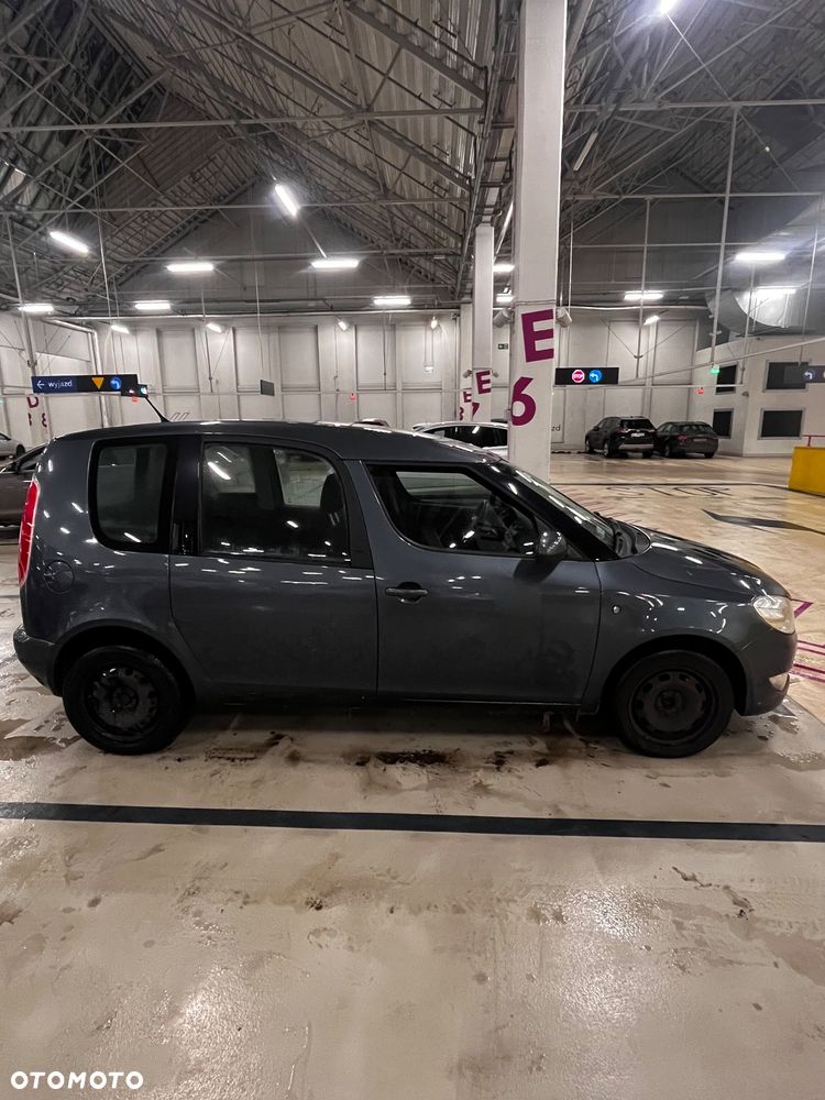 Skoda Roomster 1.4 16V Comfort - 6