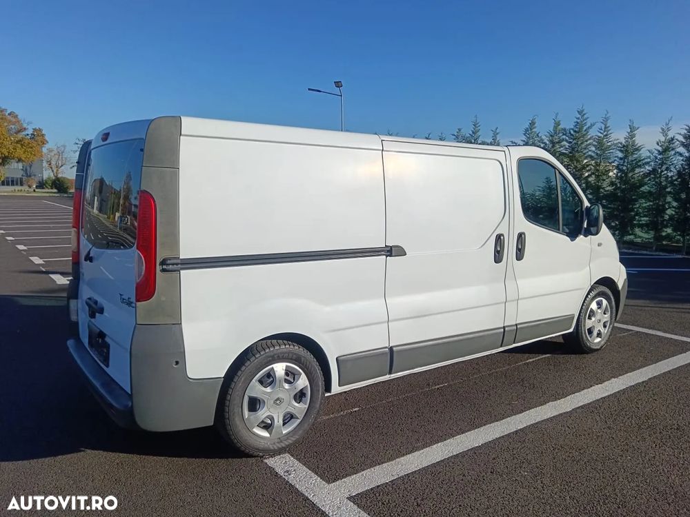 Renault Trafic - 4
