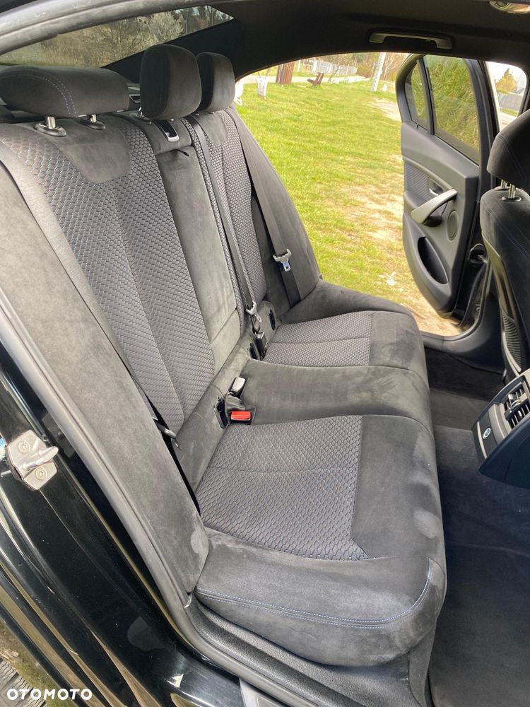 BMW Seria 3 320d M Sport Shadow sport - 8