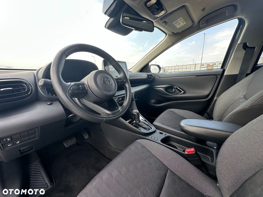 Toyota Yaris Hybrid 1.5 Style - 11