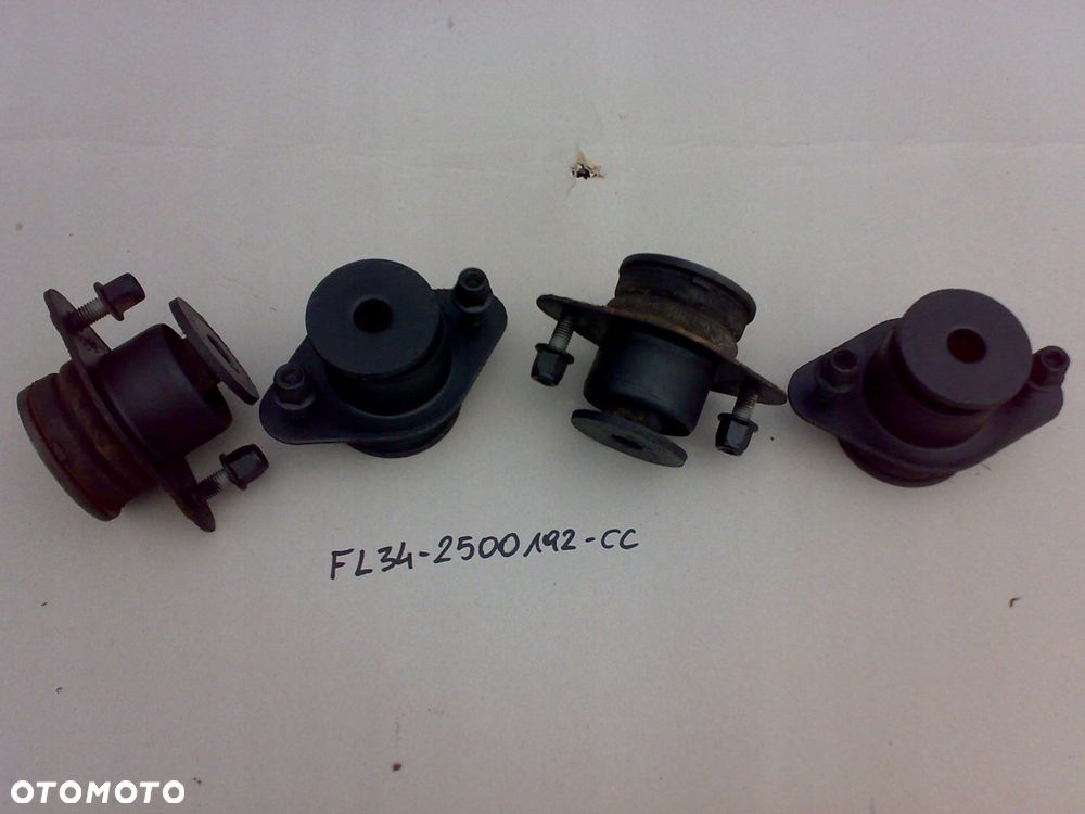 ford f150 f-150 2015 - poduszka mocowanie kabiny - 1