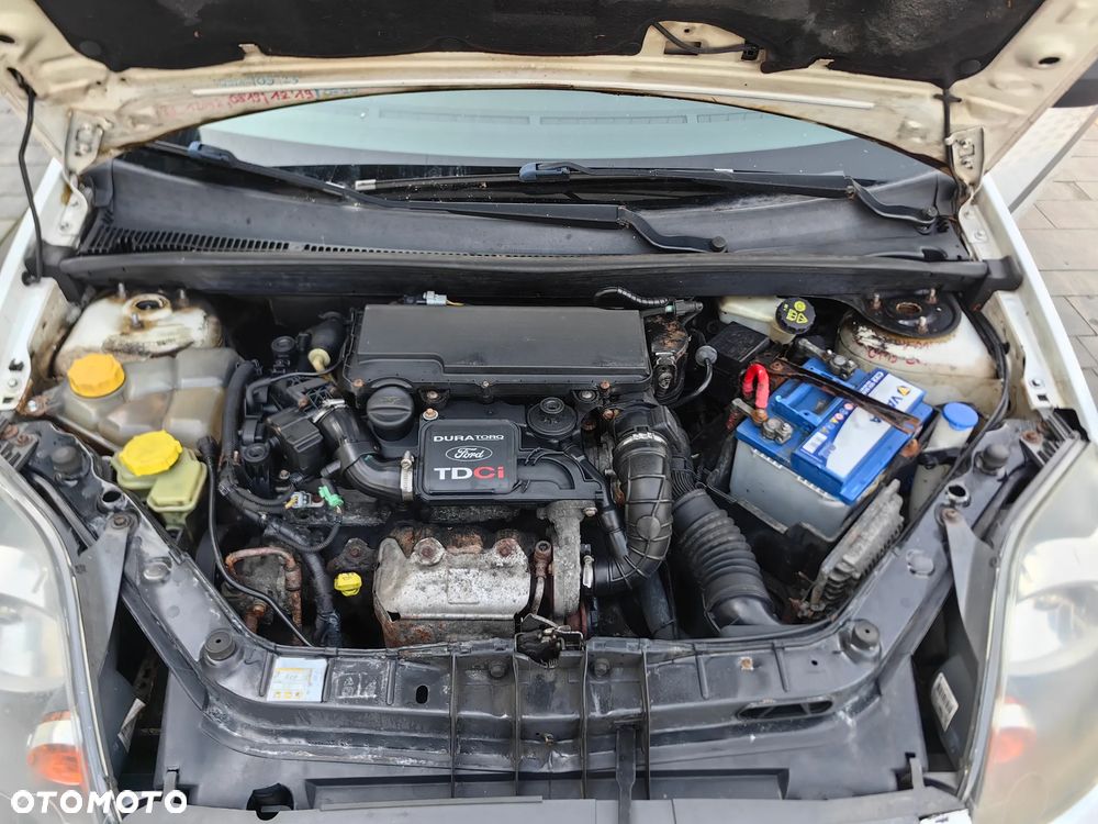 Ford Fiesta 1.4 TDCI - 12