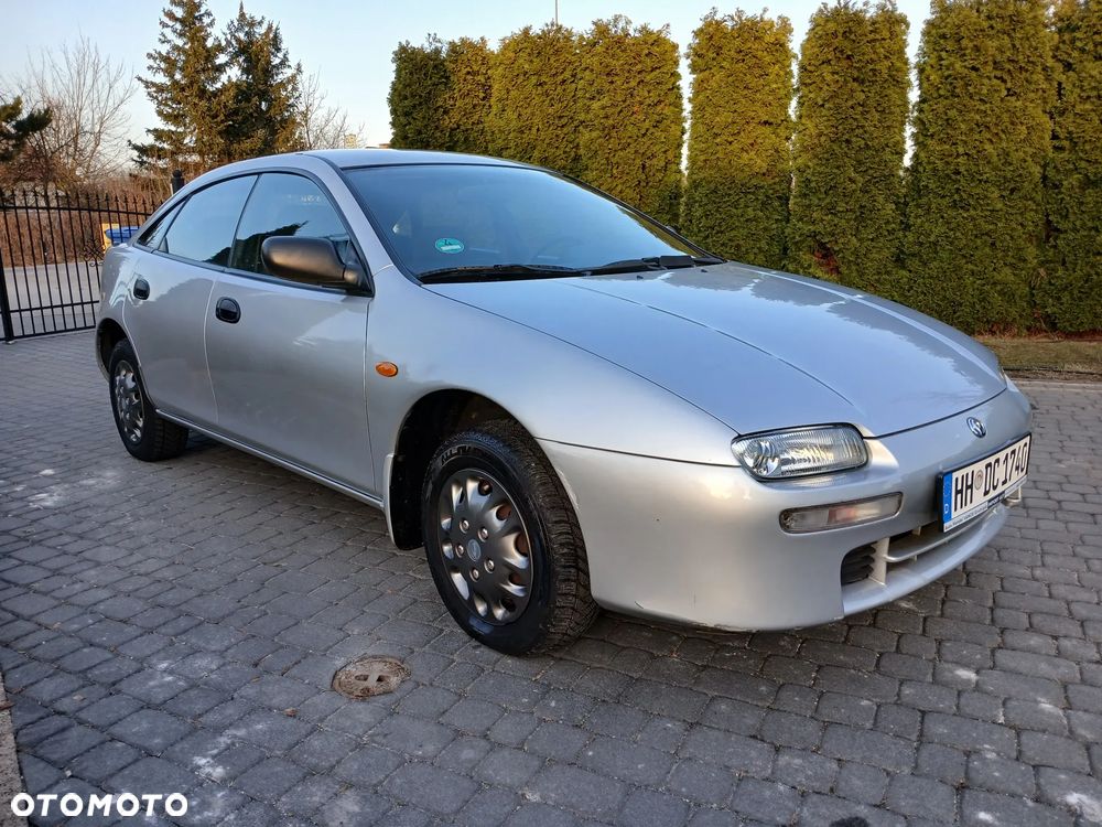 Mazda 323F 1.5 - 8