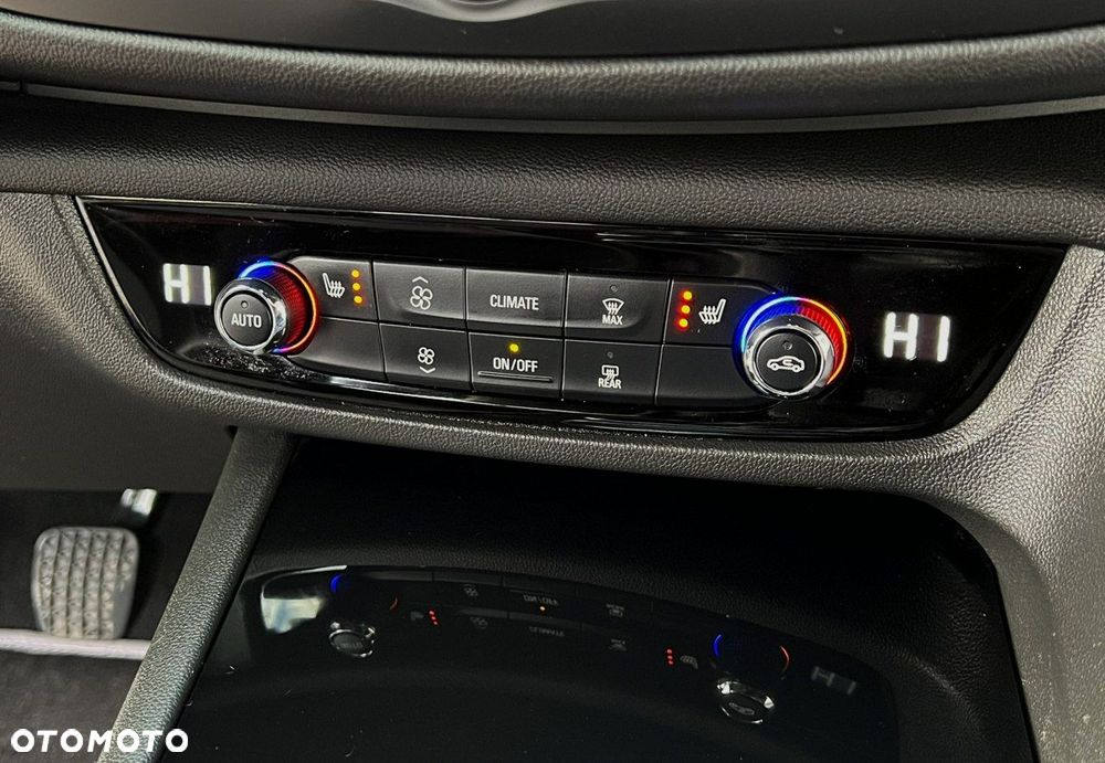 Opel Insignia 2.0 CDTI Business Elegance S&S - 37