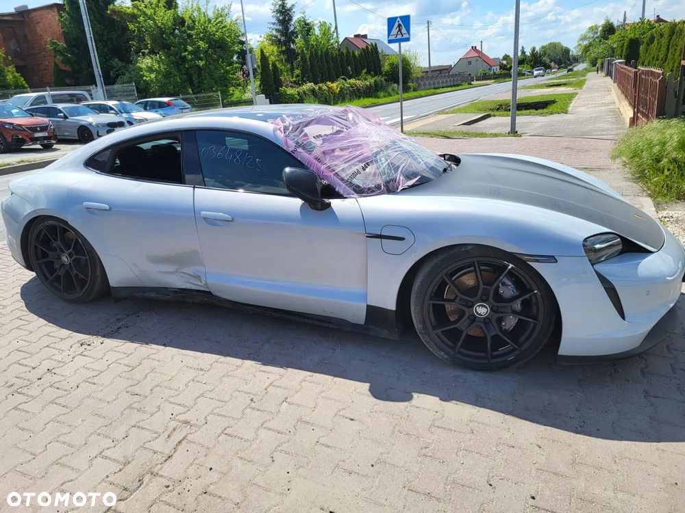 Porsche Taycan Sport Performancebatterie Plus - 20
