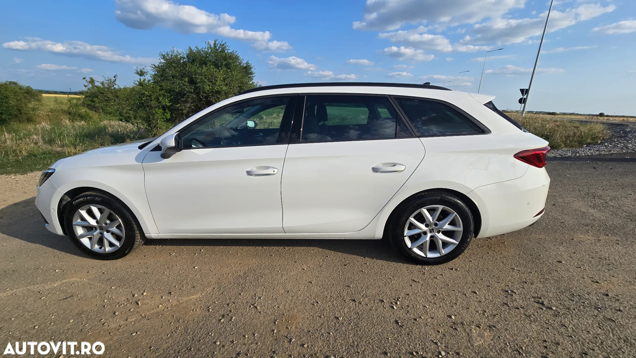 Seat Leon Sportstourer 2.0 TDI DSG Style Edition - 10