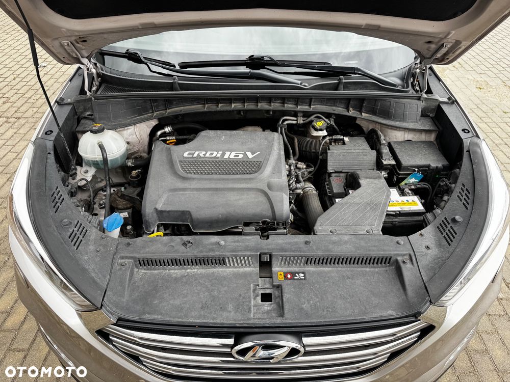 Hyundai Tucson 2.0 CRDI BlueDrive Style 2WD - 22