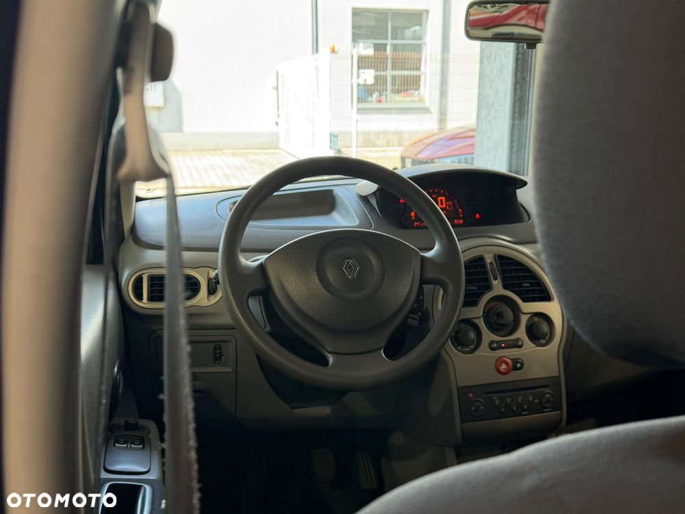 Renault Modus - 16