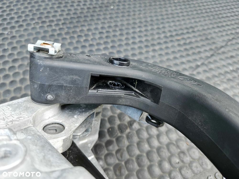 Pedały 678711/10 6761310 Pedał Czujnik Hamulca Sprzegła Stelaż Manual Europa BMW 3 E90 E91 E92 - 29