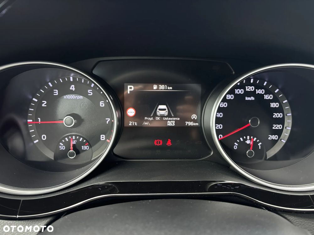 Kia XCeed 1.6 T-GDI Tribute DCT - 18