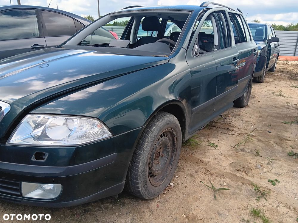 023 / SKODA OCTAVIA / NA CZĘŚCI / - 3