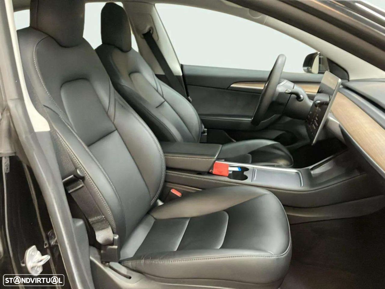 Tesla Model 3 - 12
