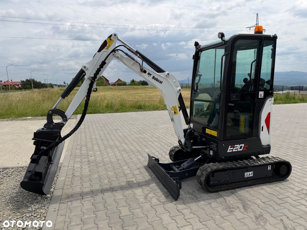 Bobcat E20Z - 7