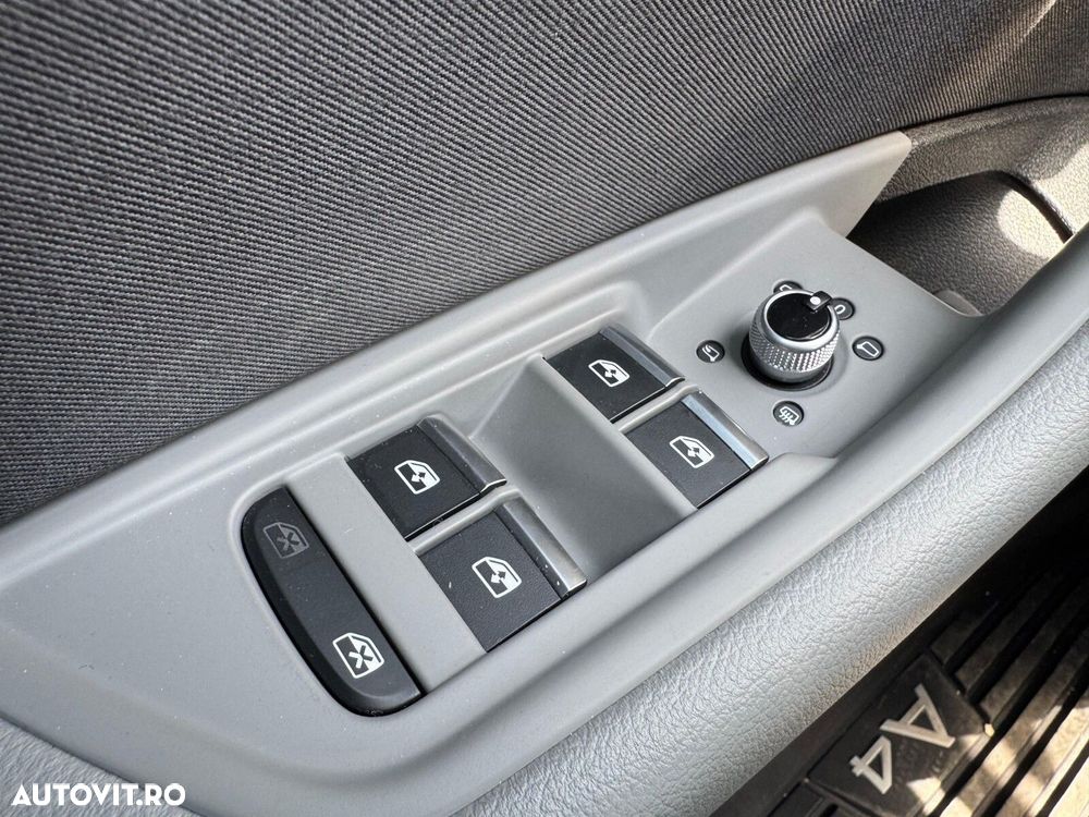 Audi A4 2.0 40 TFSI quattro S tronic MHEV Advanced - 19