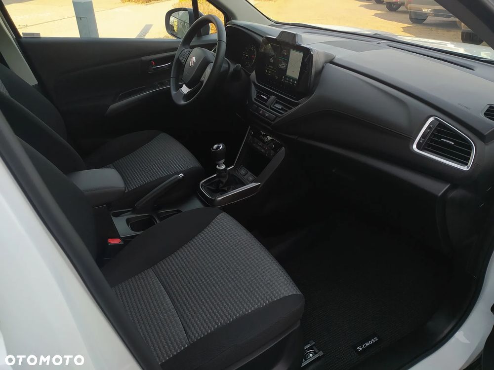 Suzuki S-Cross 1.4 BoosterJet mHEV Premium Plus SP - 27
