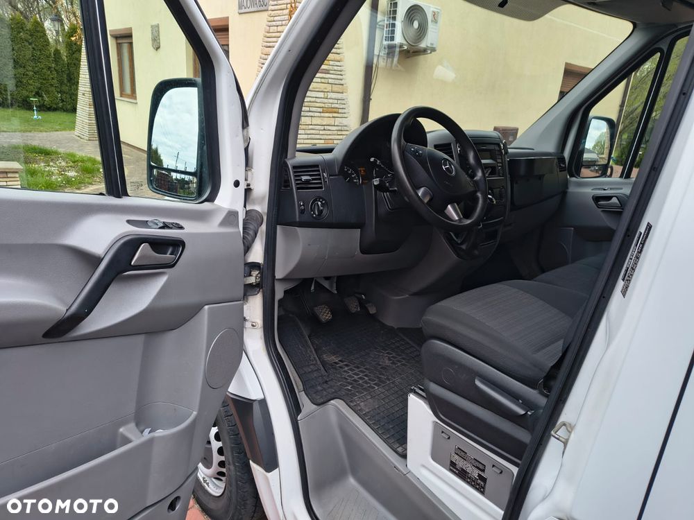 Mercedes-Benz Sprinter - 6