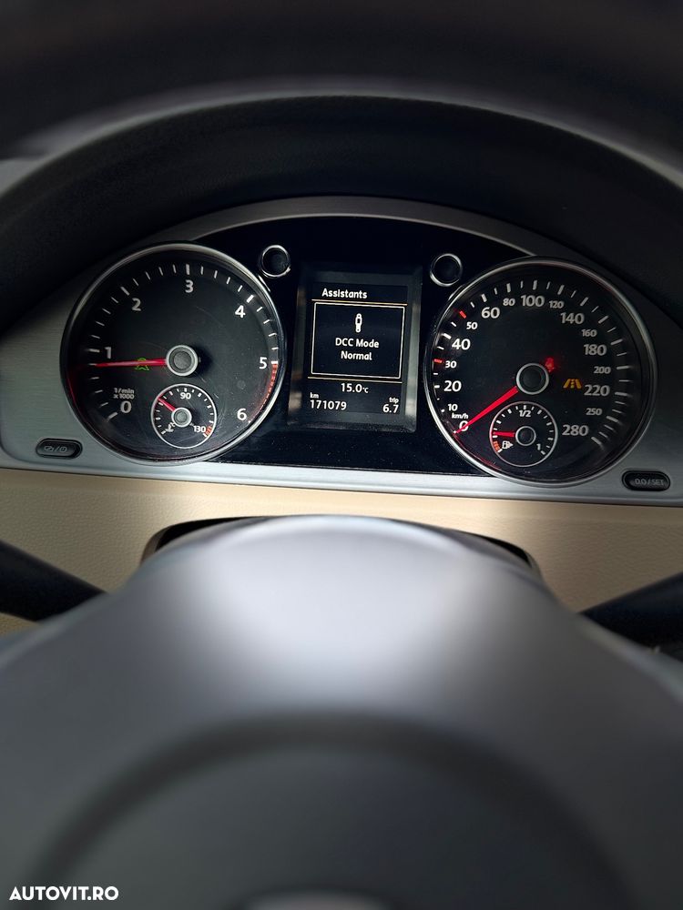 Volkswagen Passat CC - 40