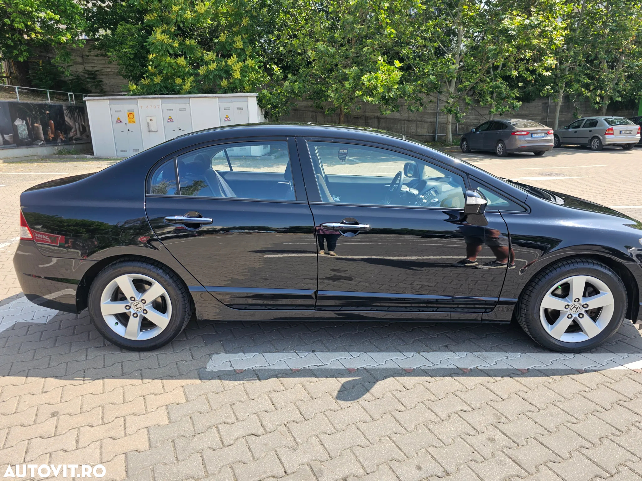 Honda Civic 1.8i Exec - 4