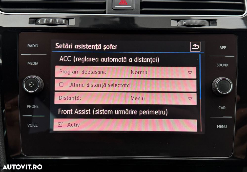 Volkswagen Golf 1.4 TSI Sound - 27