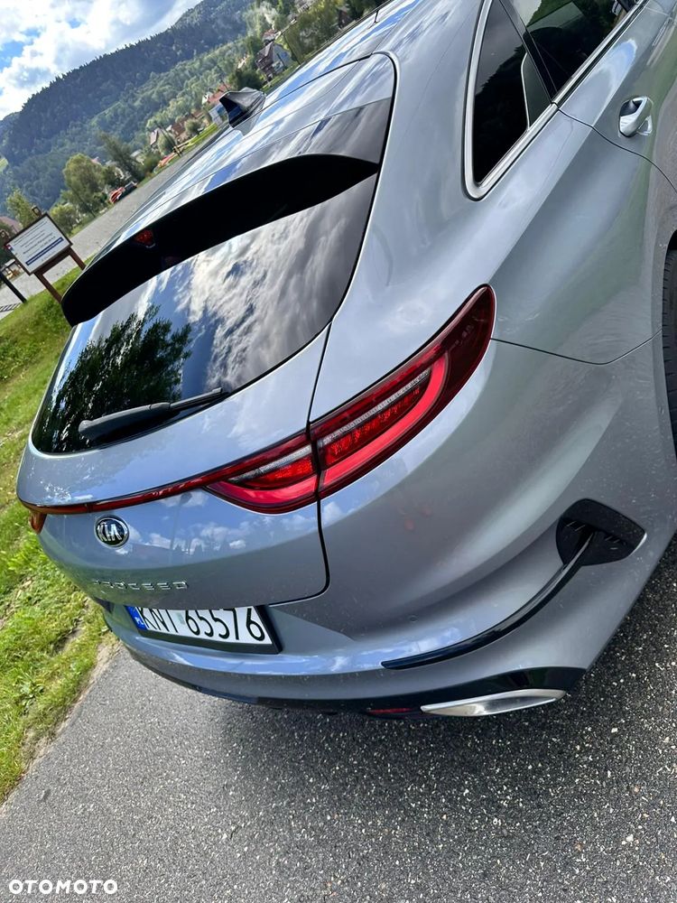 Kia ProCeed 1.6 T-GDI GT DCT - 8
