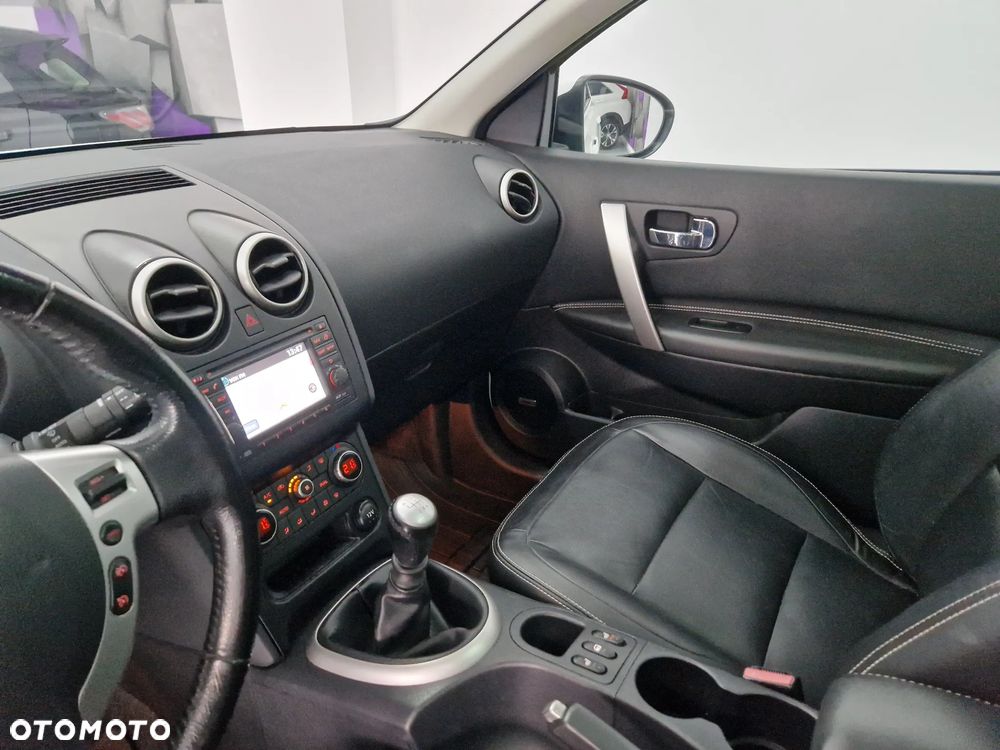 Nissan Qashqai 2.0 tekna - 23